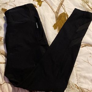 Black Leggings (with pockets)